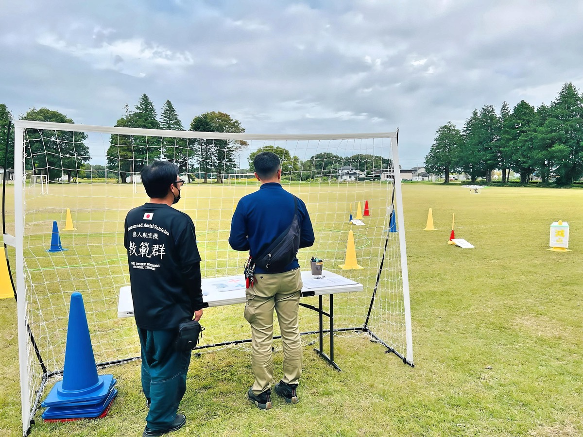 一等、二等操舵の飛行体験。参考に今後を検討です