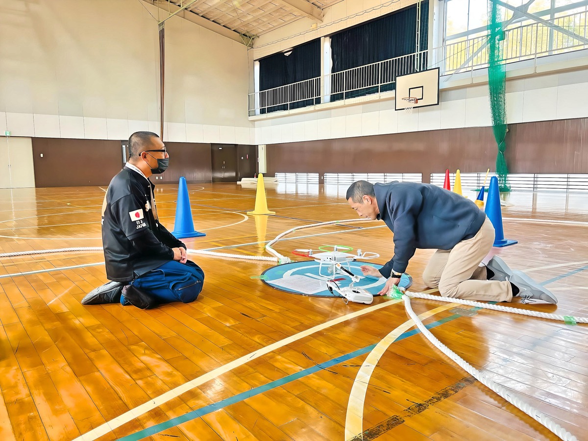 「飛行前点検」16項目あり機材、システム総点検です